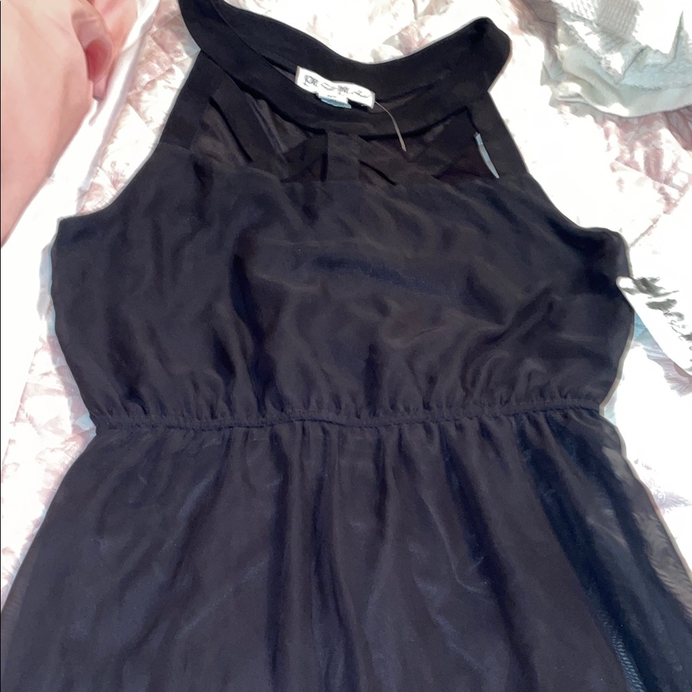 Black Sleeveless Dress